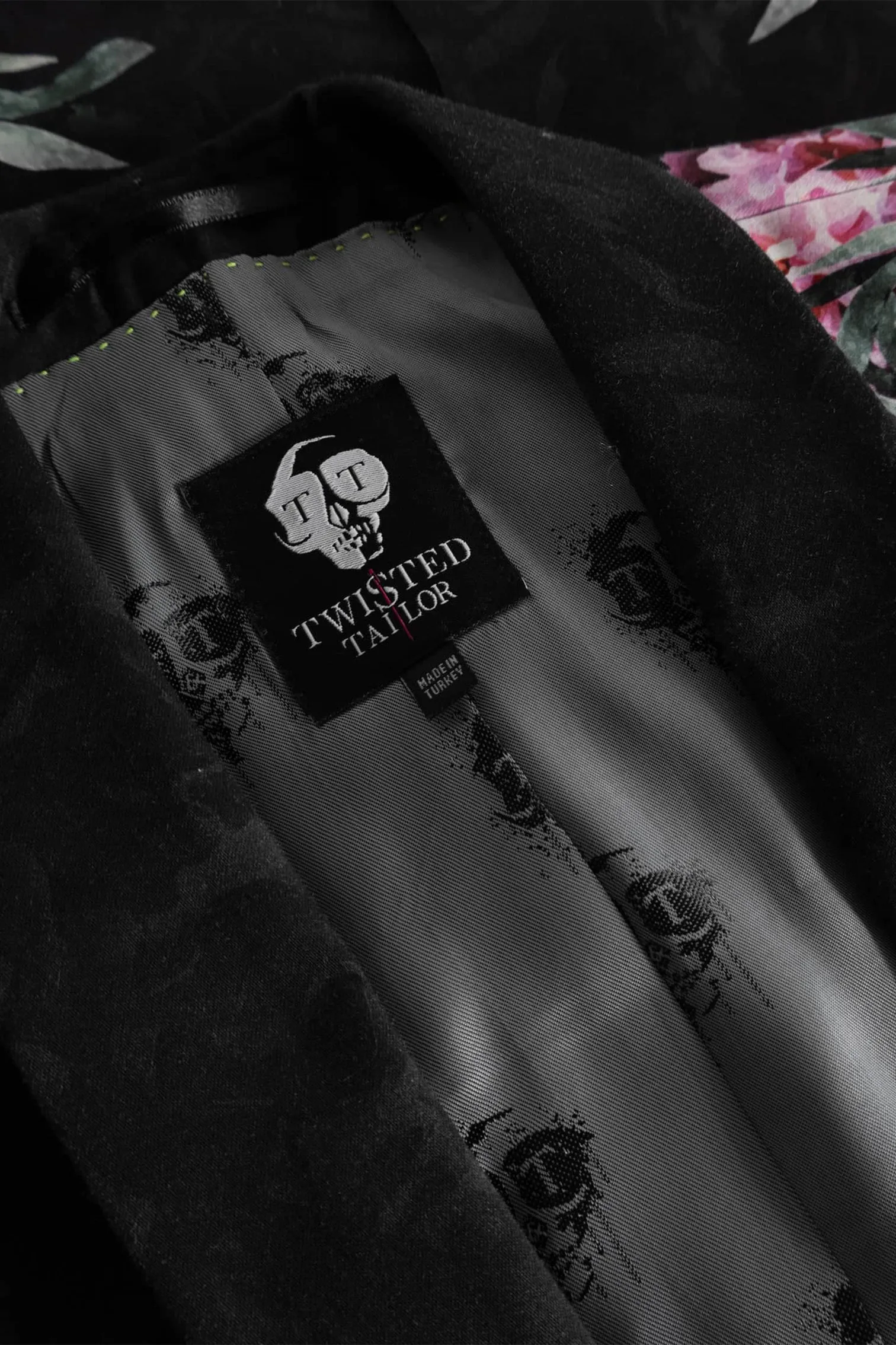 Ikeda Slim Fit Black Cotton Floral Jacket
